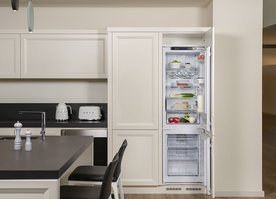 Frigorifero Combinato SMEG RG20XDNE – Total No Frost, Classe E, 323 L